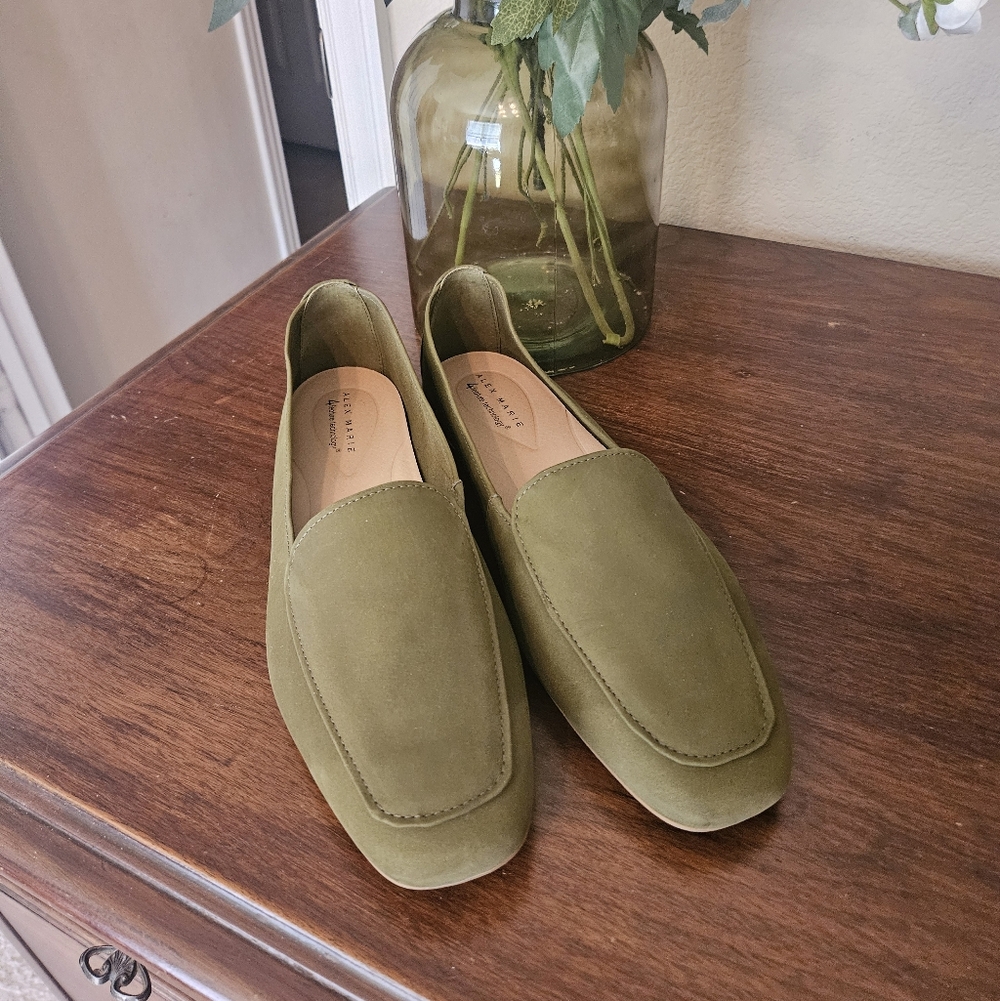 Alex Marie Seude Loafers